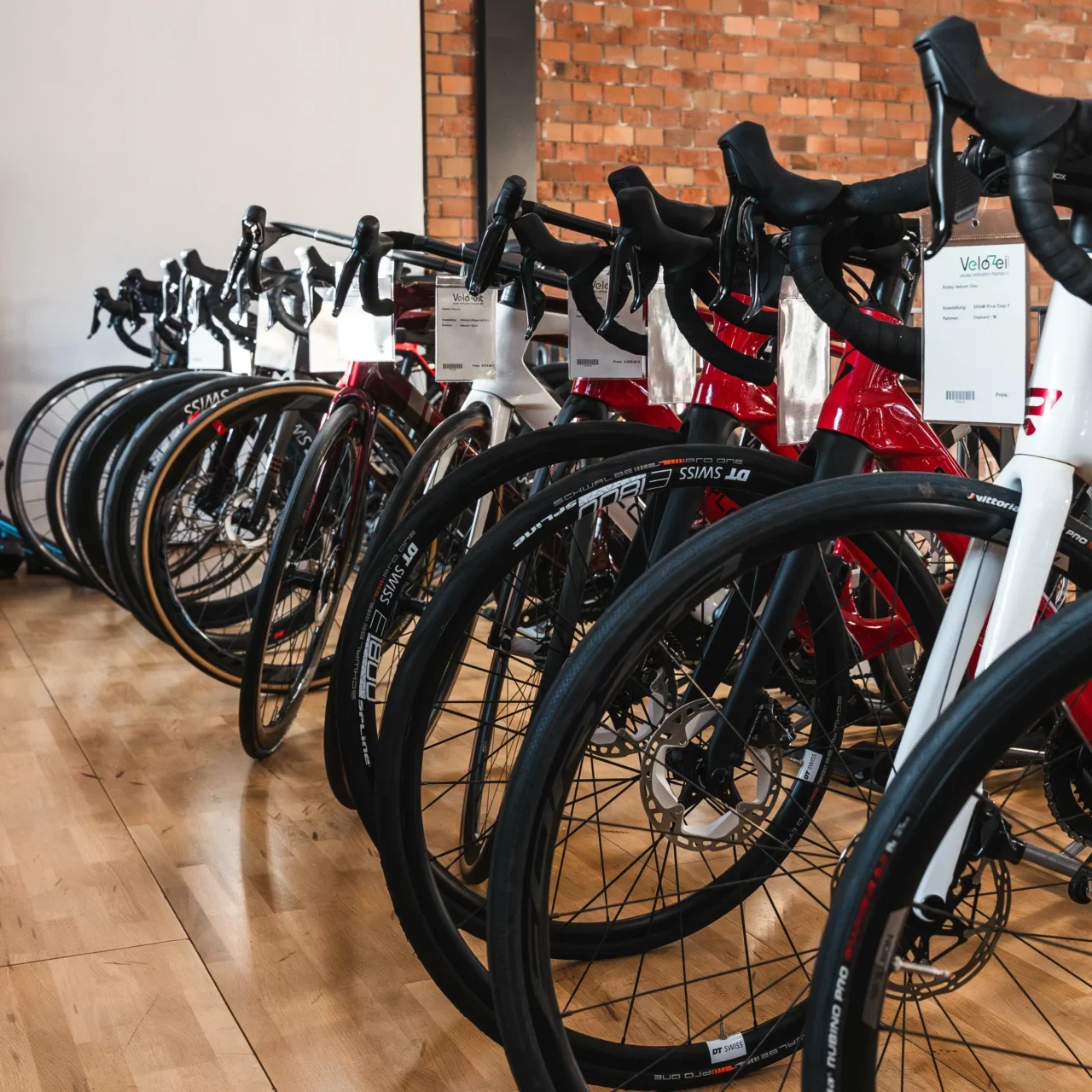 Velozeit - Laden mit Auswahl an Rädern 2